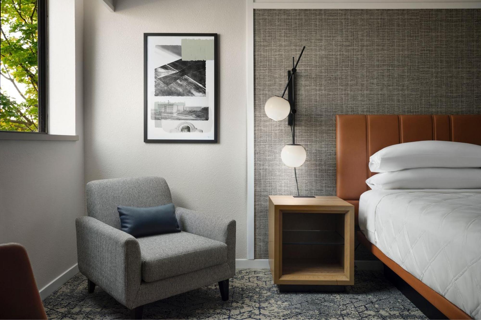 Sheraton Grand Rapids Airport Hotel Каскейд Экстерьер фото