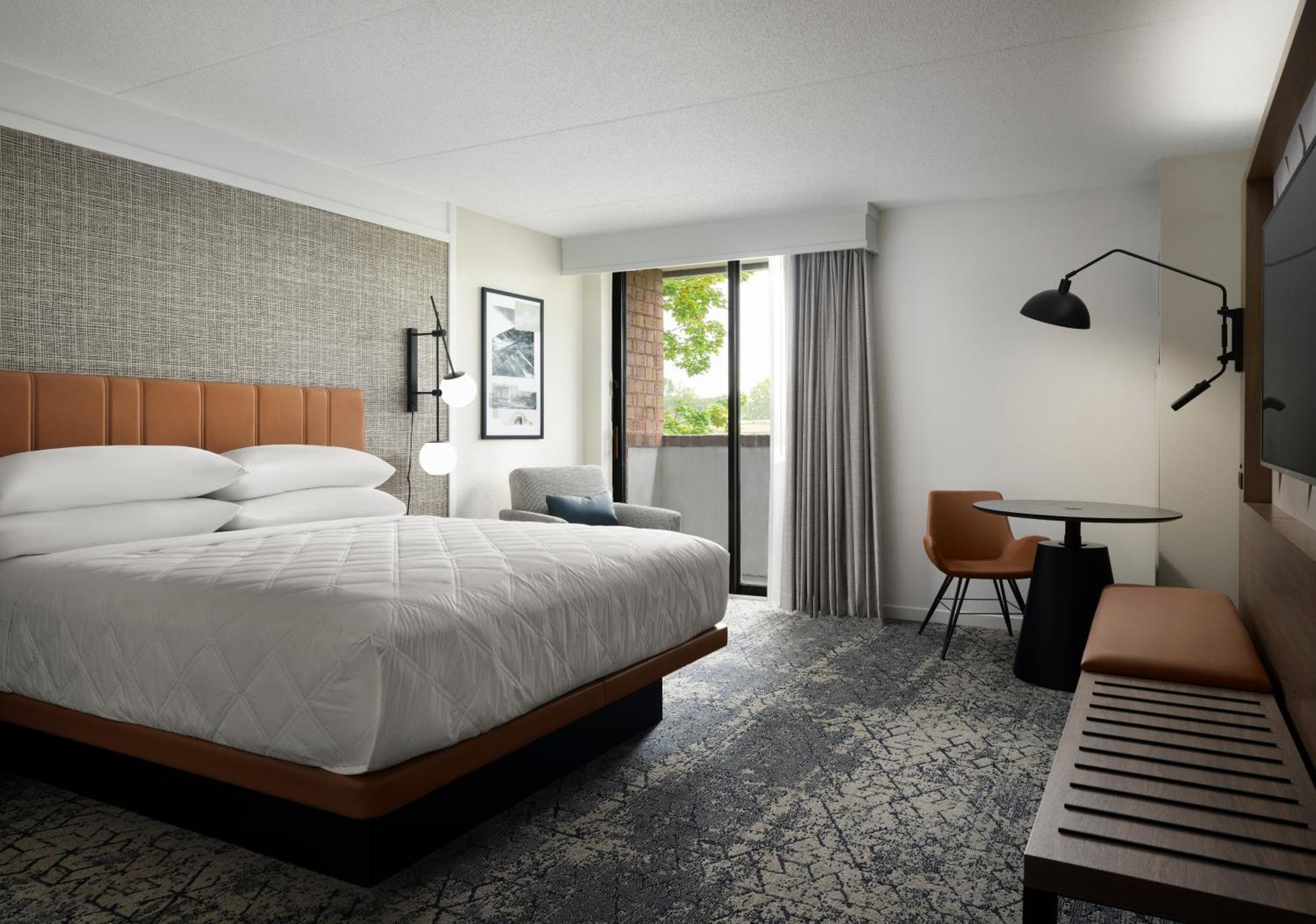 Sheraton Grand Rapids Airport Hotel Каскейд Экстерьер фото